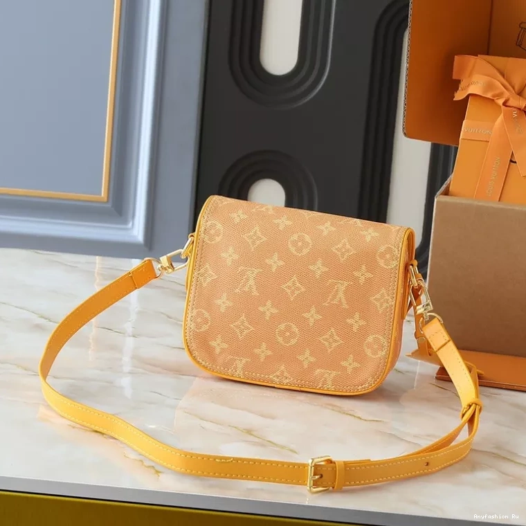 Louis Messenger Bags Soft Vuitton 5912 1102